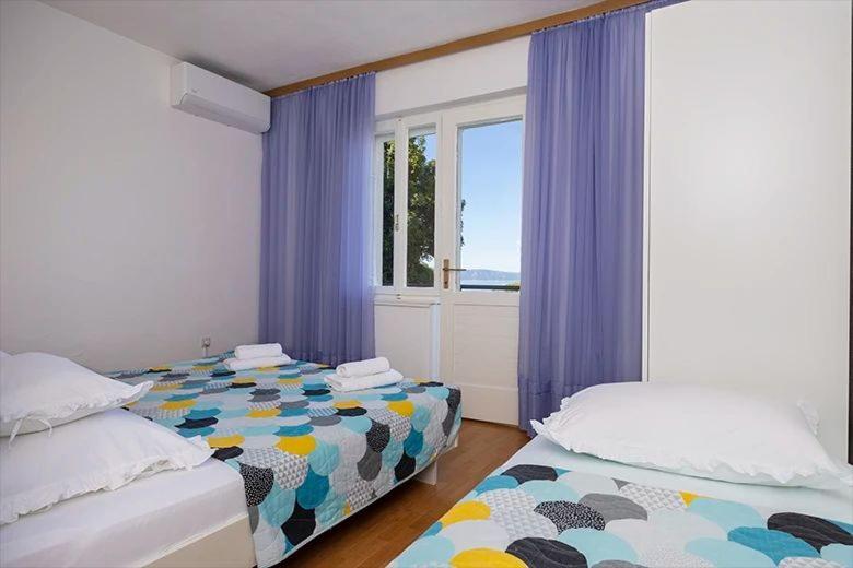 Apartments Irena Tučepi Exteriör bild
